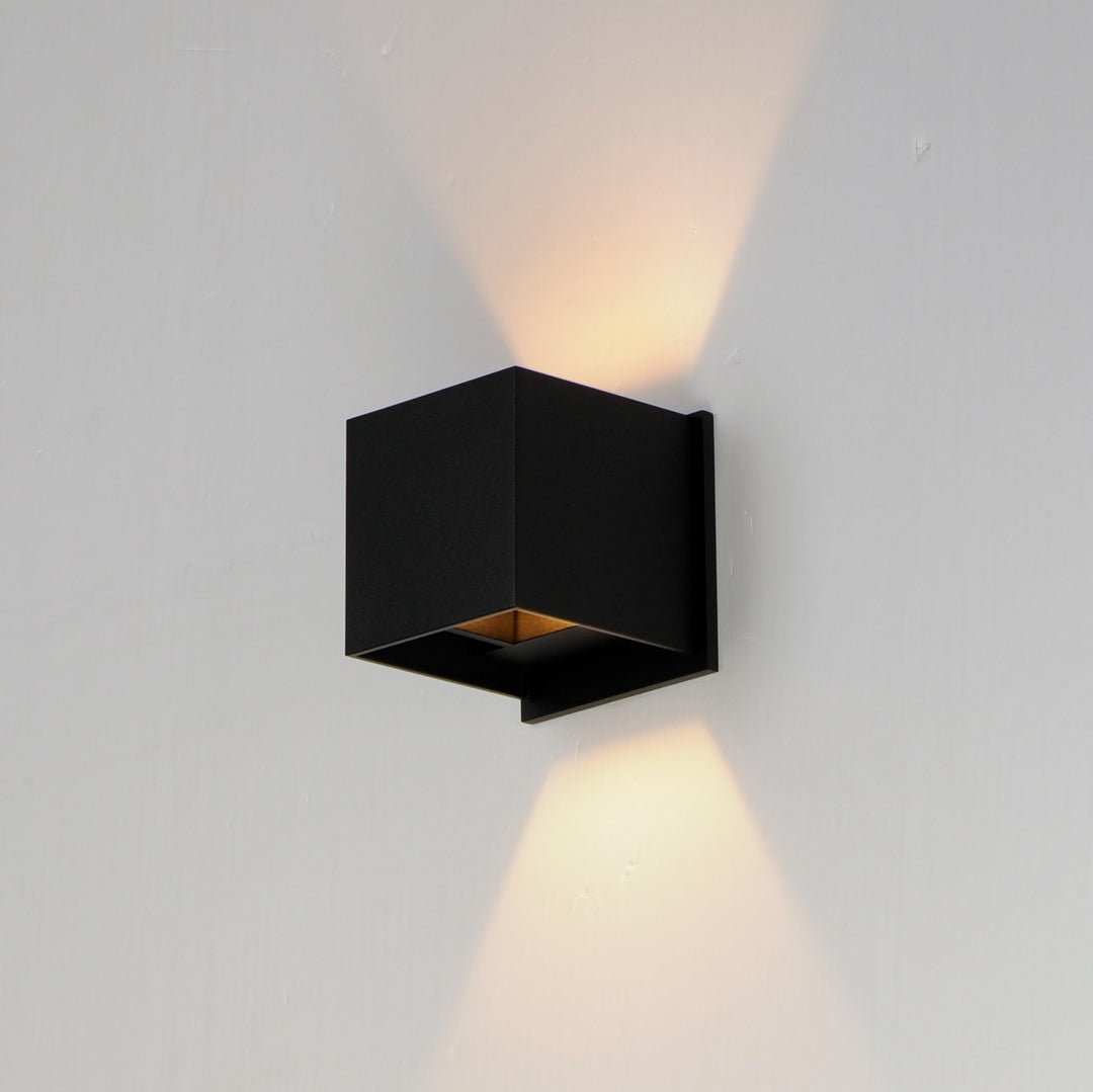 ET2 LED Outdoor Wall Sconce