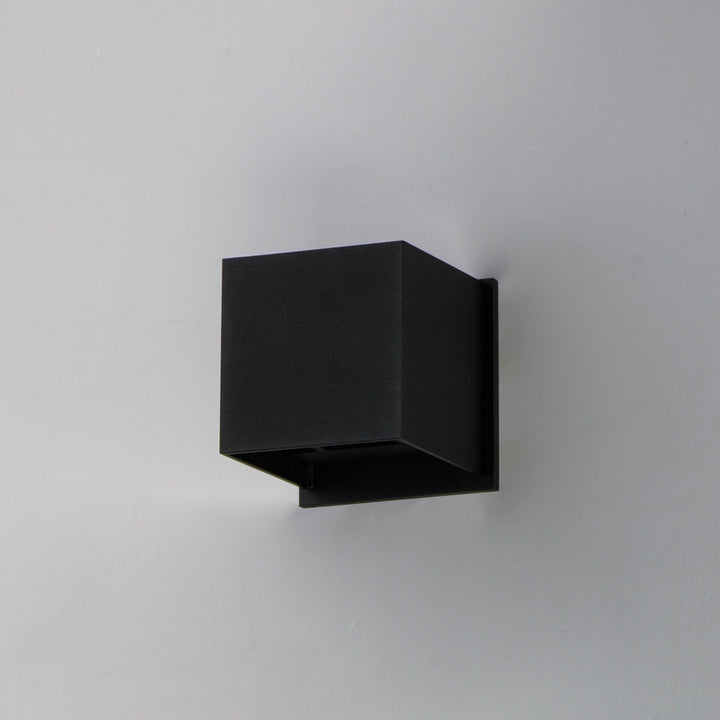 ET2 LED Outdoor Wall Sconce