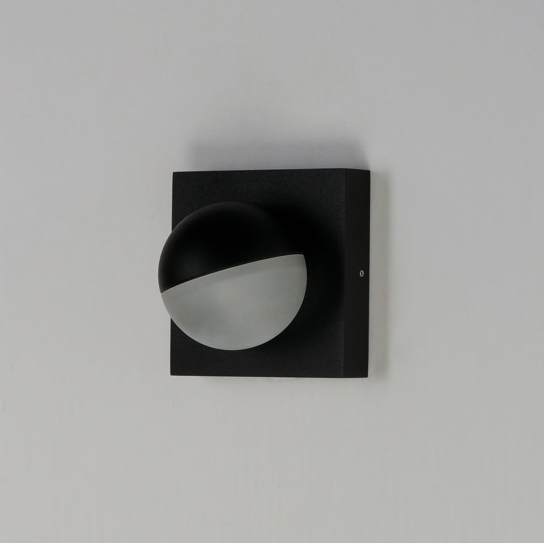 ET2 LED Wall Sconce