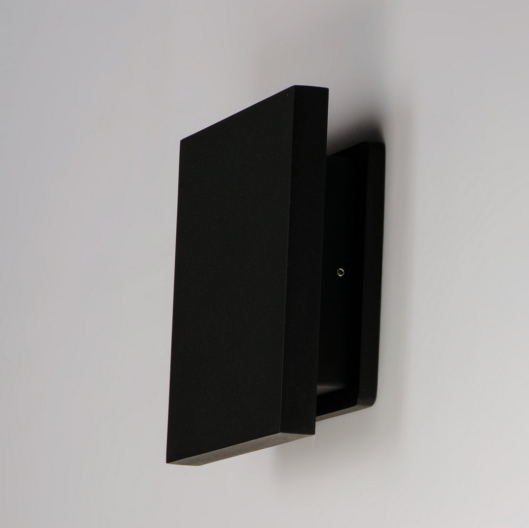 ET2 LED Outdoor Wall Sconce