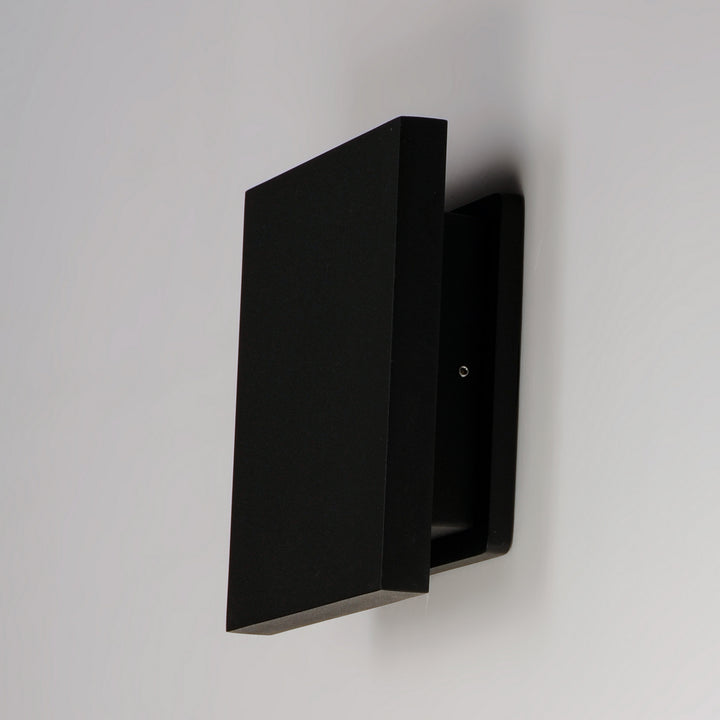 ET2 LED Outdoor Wall Sconce