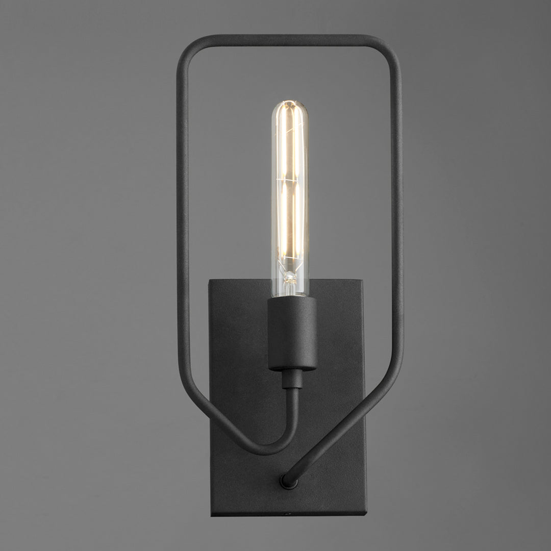 Quorum One Light Wall Mount