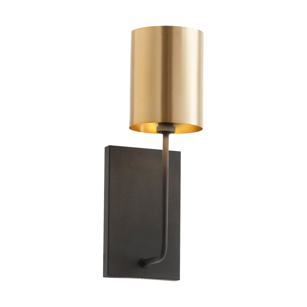 Quorum One Light Wall Mount