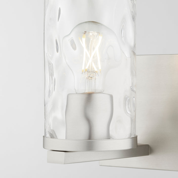 Quorum One Light Wall Mount
