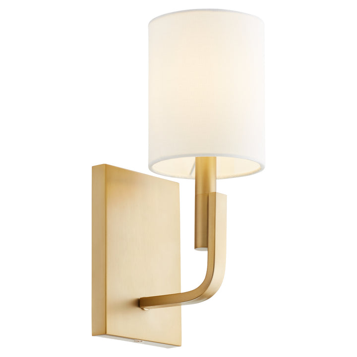Quorum One Light Wall Mount