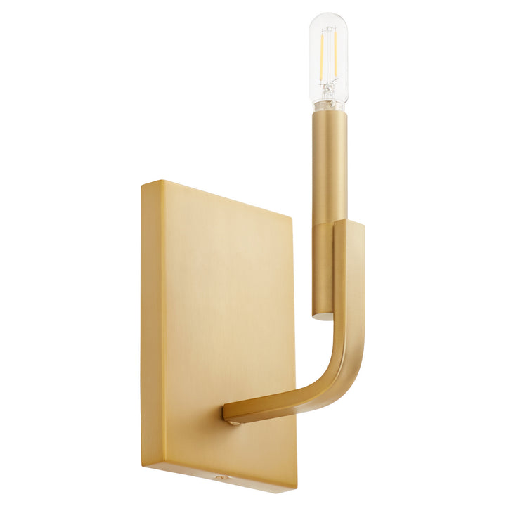 Quorum One Light Wall Mount