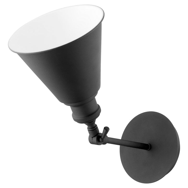 Quorum One Light Wall Mount