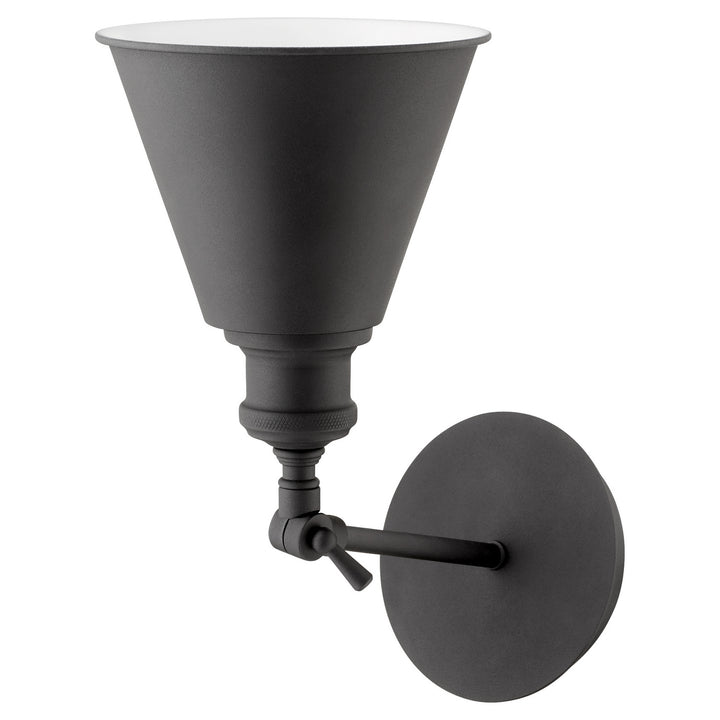 Quorum One Light Wall Mount
