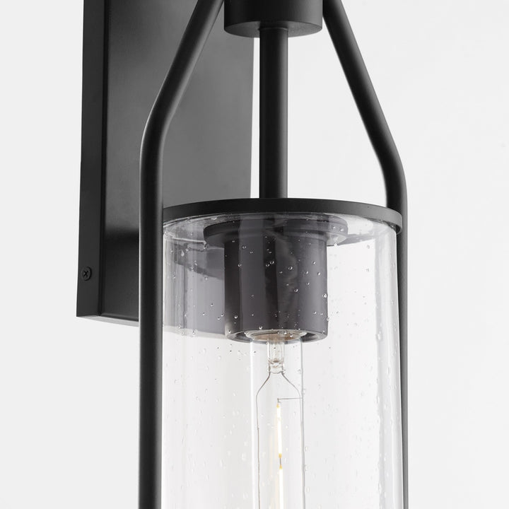 Quorum One Light Wall Lantern