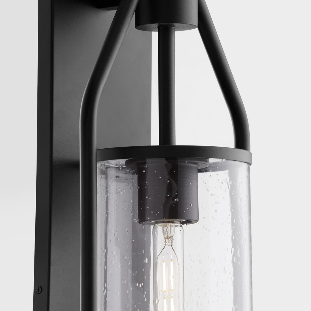 Quorum One Light Wall Lantern