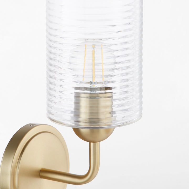 Quorum One Light Wall Mount