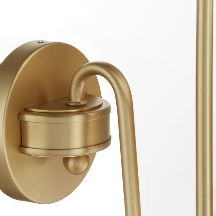 Quorum One Light Wall Mount