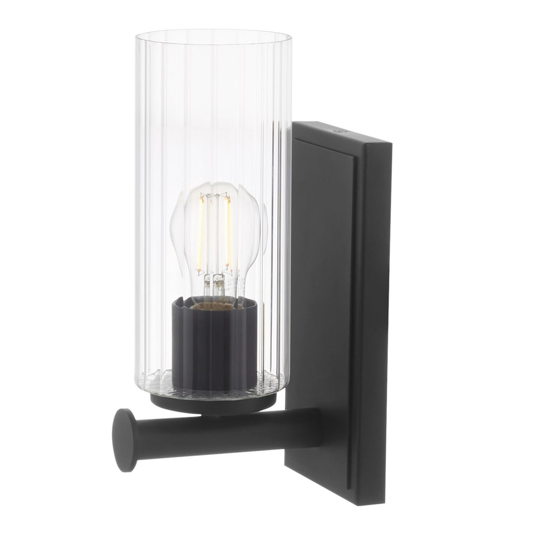 Quorum One Light Wall Mount