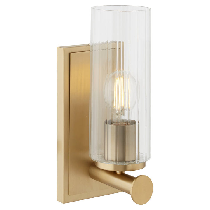 Quorum One Light Wall Mount