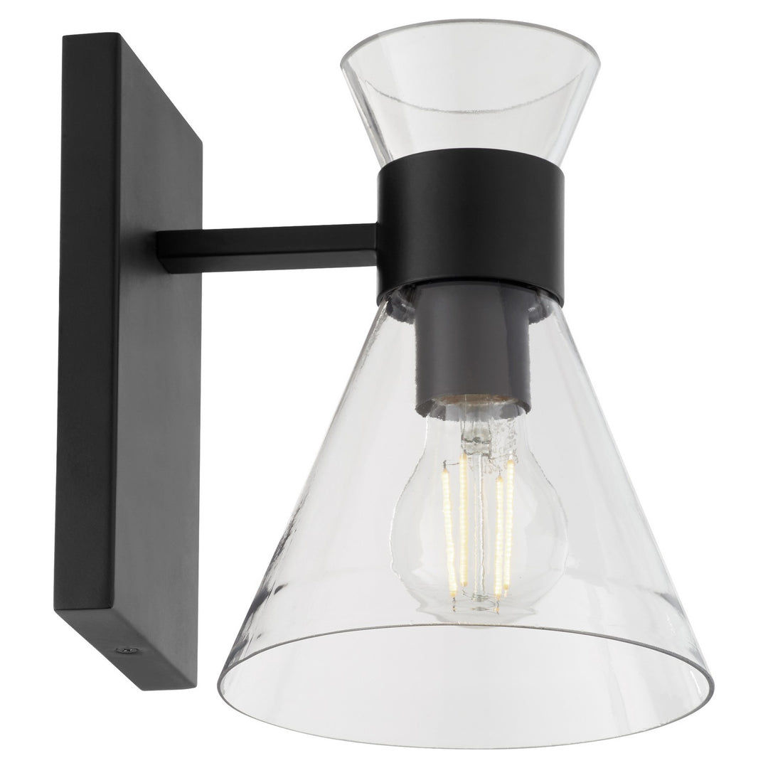 Quorum One Light Wall Mount