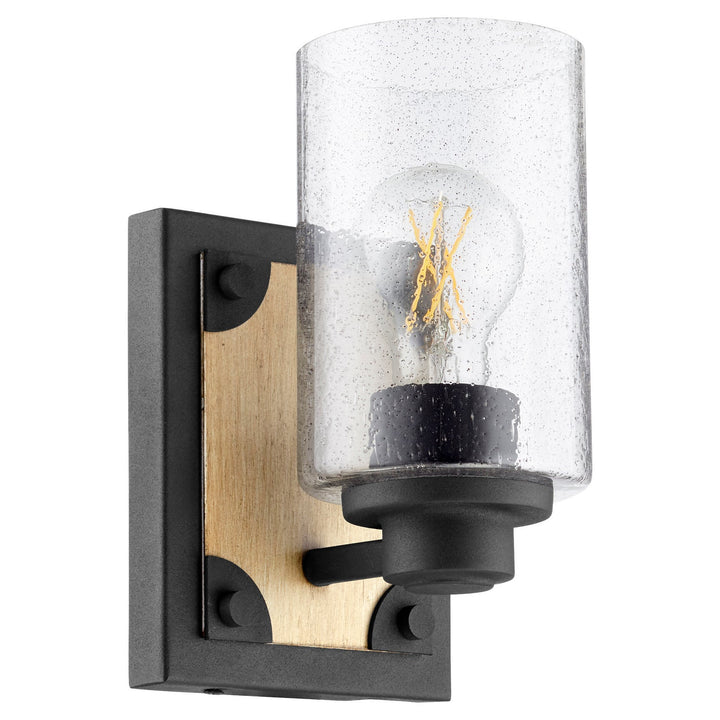 Quorum One Light Wall Mount