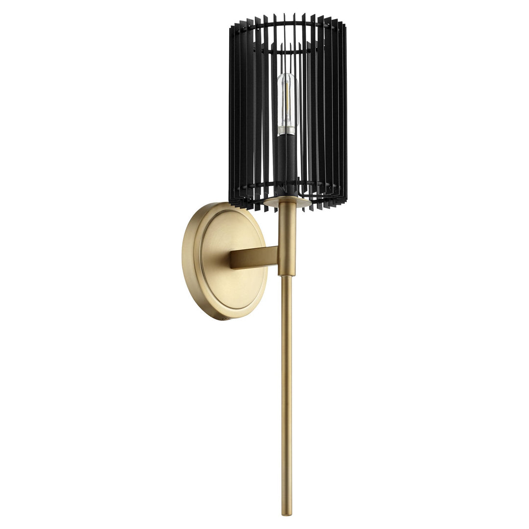 Quorum One Light Wall Mount