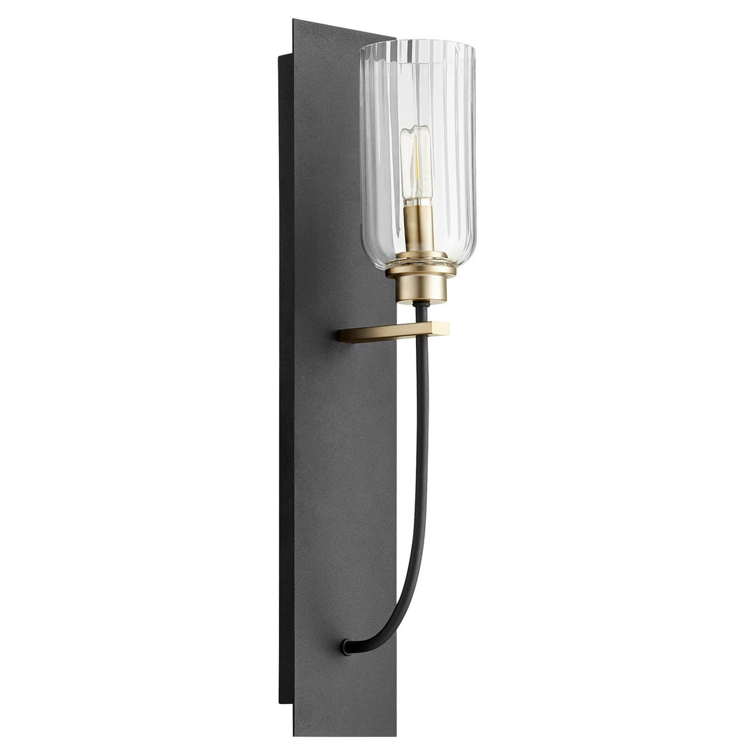 Quorum One Light Wall Mount