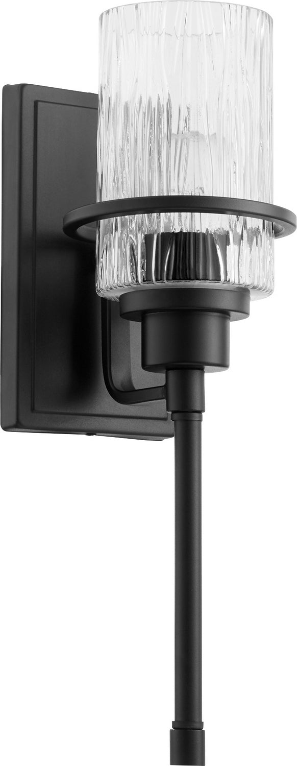 Quorum One Light Wall Mount