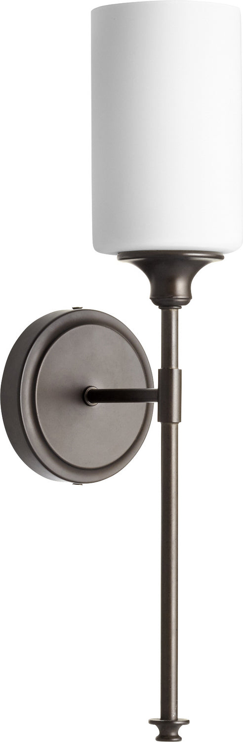 Quorum One Light Wall Mount