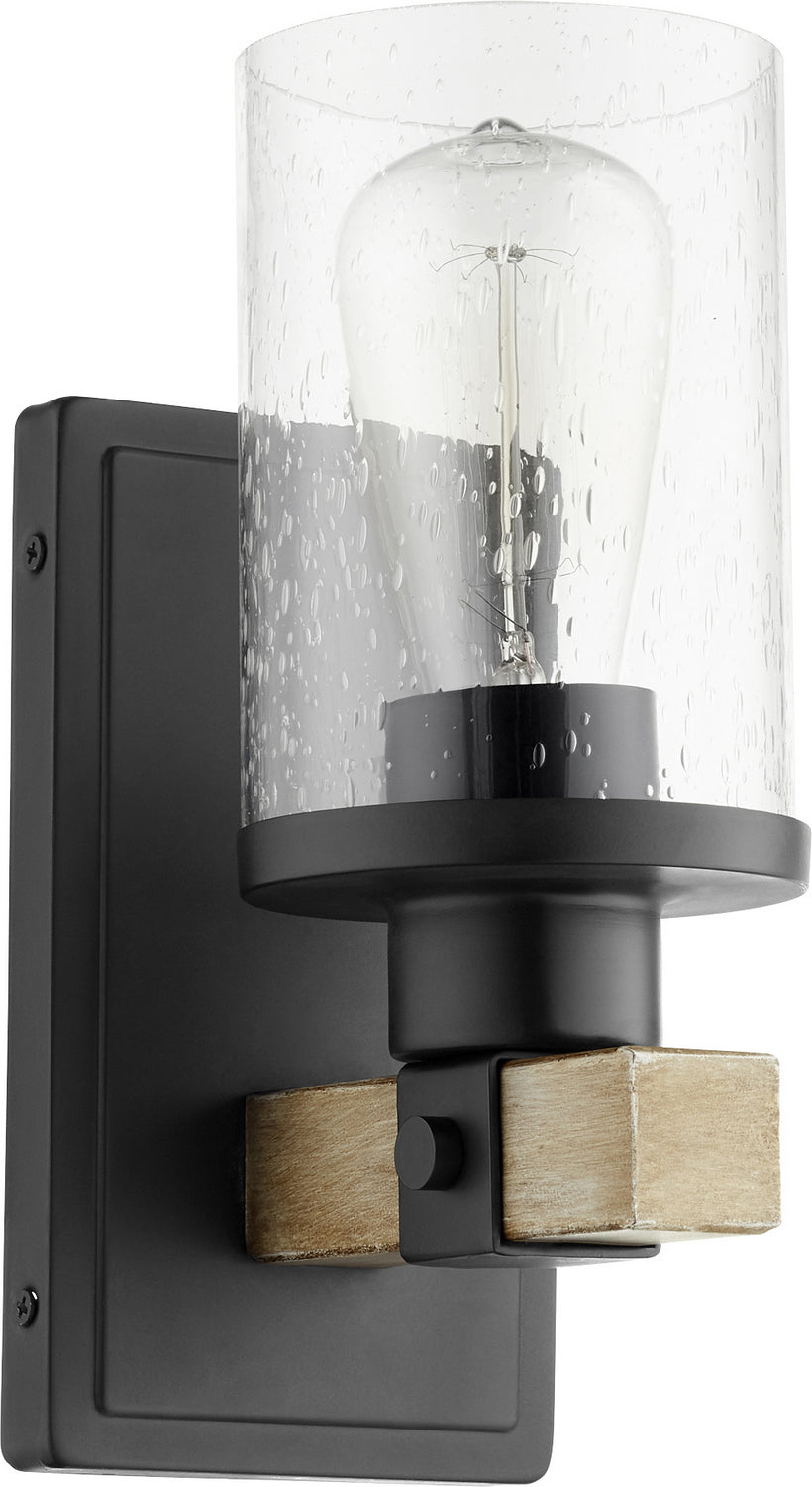 Quorum One Light Wall Mount