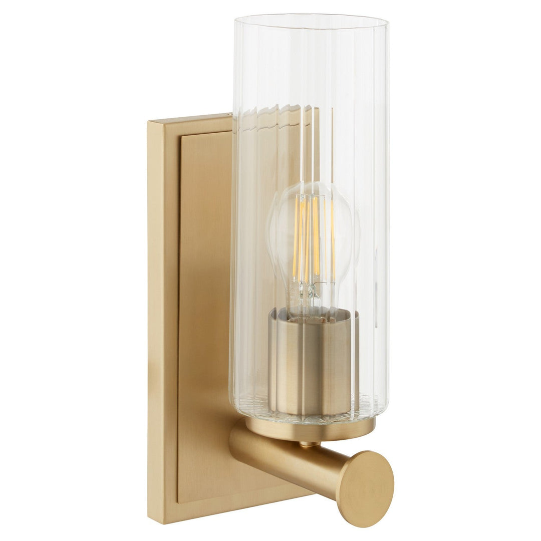 Quorum One Light Wall Mount