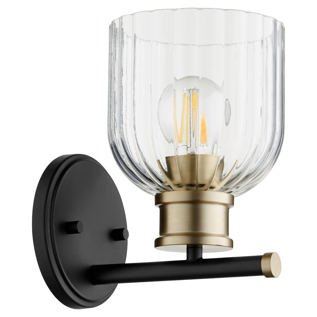 Quorum One Light Wall Mount