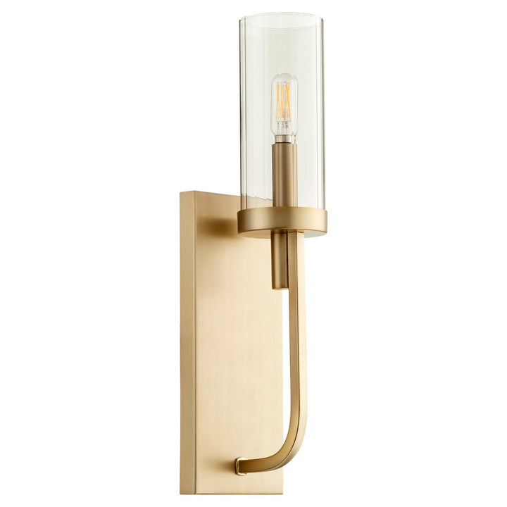 Quorum One Light Wall Mount