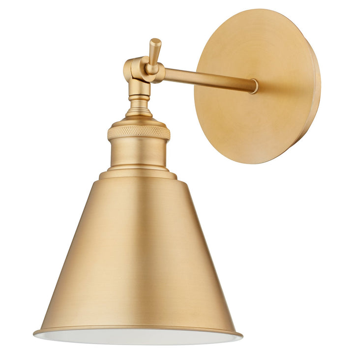 Quorum One Light Wall Mount