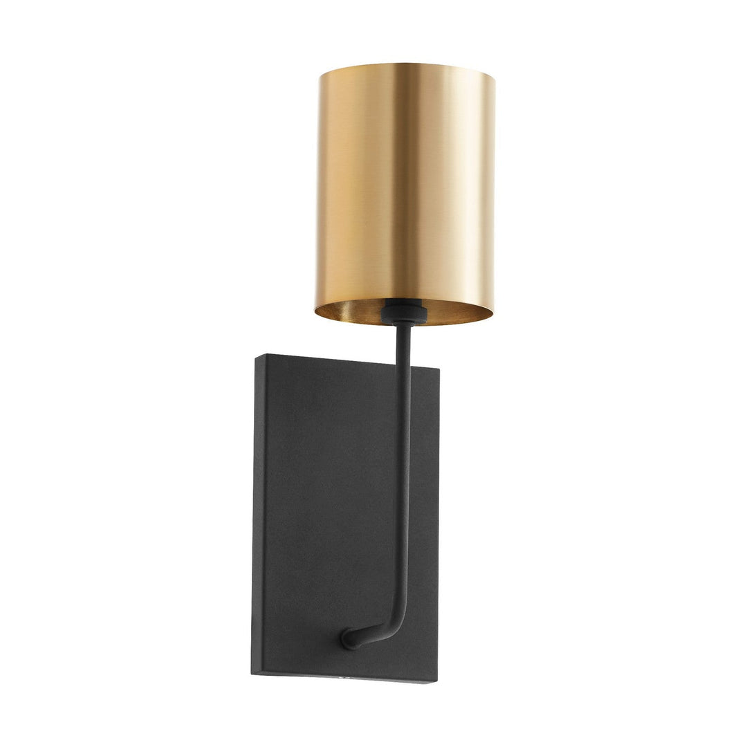 Quorum One Light Wall Mount
